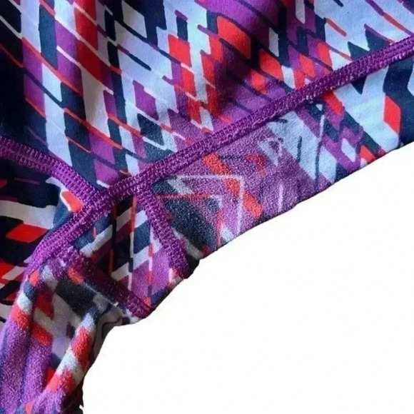 Aerie Chill‎ Play Move Multicolor Leggings, Size M - Picture 4 of 4